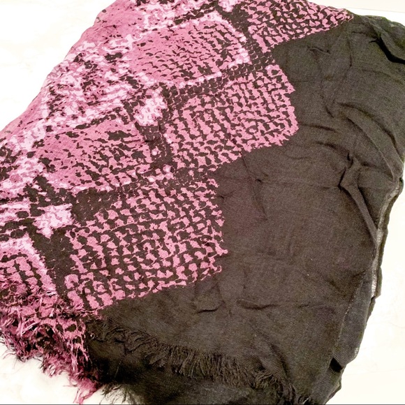 Coach Snake-print Scarf - Picture 3 of 3